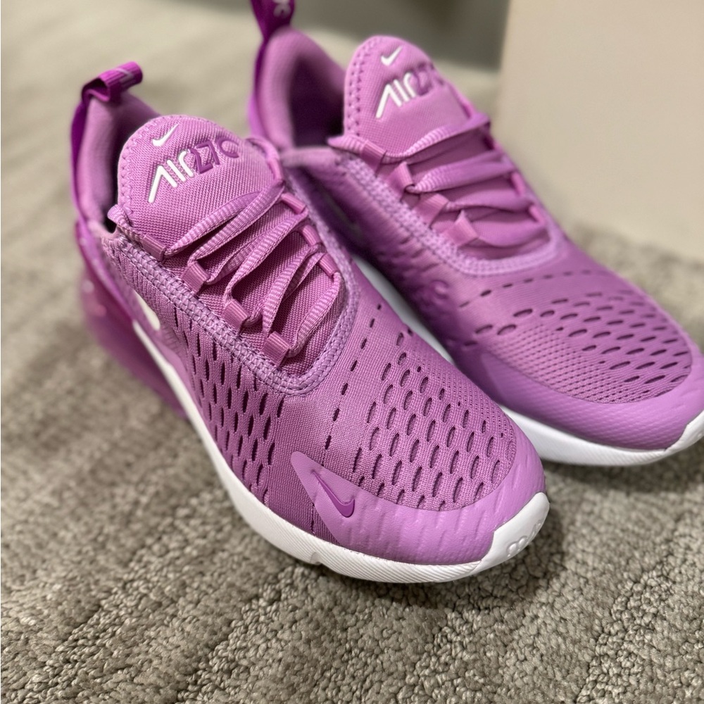 Brand new girls Nike Air Max shoes